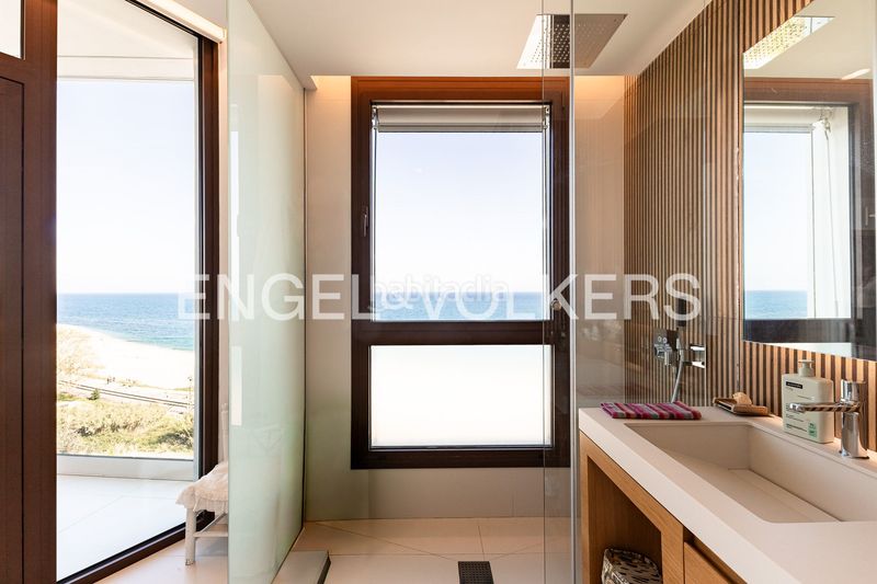 Foto 572bbca2-8088-4179-b122-ce9d5fe485c2. Casa amb calefacció aparcament piscina a Urbanitzacions Sant Pol de Mar