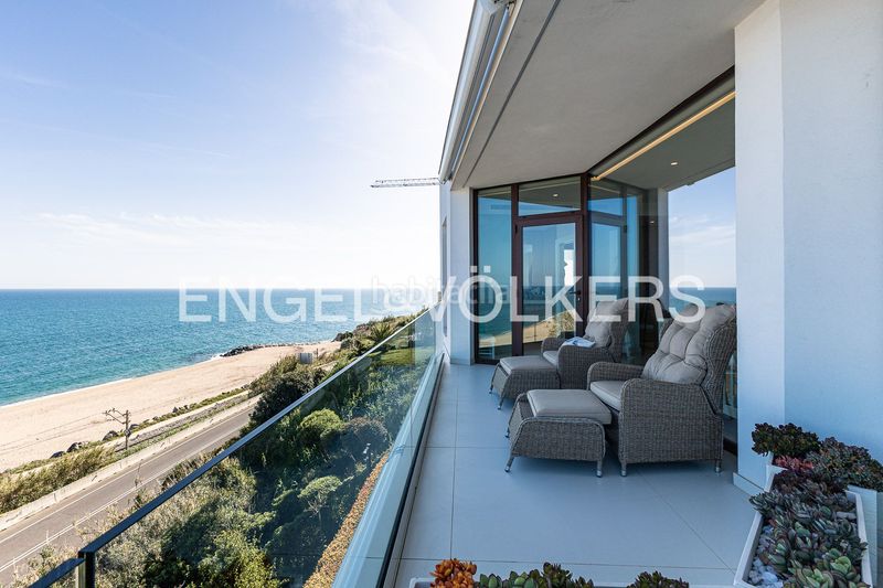 Foto 739a928f-2596-4e66-a294-dfefa05f14fc. Casa amb calefacció aparcament piscina a Urbanitzacions Sant Pol de Mar
