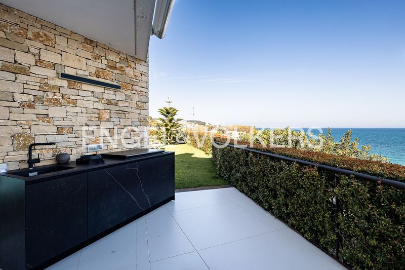 Foto a2ec1e24-ef3d-4292-a9e3-9b7ca84af43c. Casa amb calefacció aparcament piscina a Urbanitzacions Sant Pol de Mar
