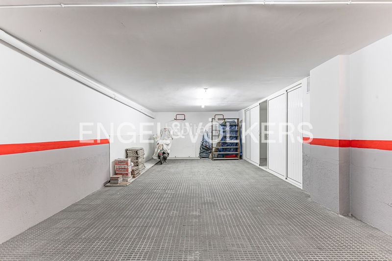 Foto 1f34db4c-24a3-4216-bd23-76d08060d0d1. Casa adossada amb calefacció aparcament a Eixample Sant Cugat del Vallès