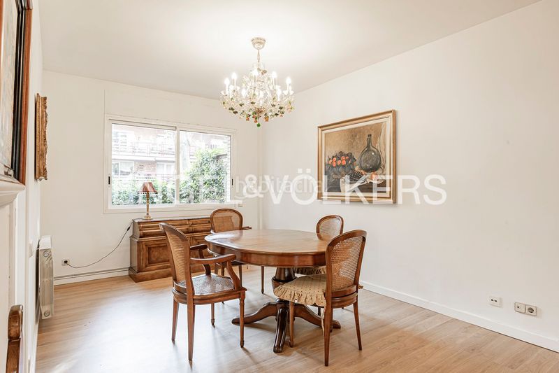 Foto 252724ba-7ce7-42b3-8323-33f915042382. Casa adossada amb calefacció aparcament a Eixample Sant Cugat del Vallès