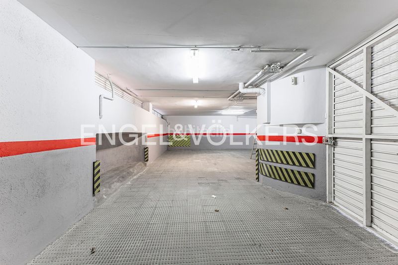 Foto 2b931ea6-33d3-40fb-a280-279f910468ea. Casa adossada amb calefacció aparcament a Eixample Sant Cugat del Vallès