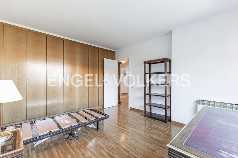 Foto 5eb674ed-24a1-4178-b256-8ac414332352. Casa adossada amb calefacció aparcament a Eixample Sant Cugat del Vallès
