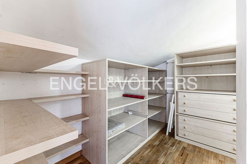 Foto e104b66a-2c0d-4773-a271-577baf569527. Casa adossada amb calefacció aparcament a Eixample Sant Cugat del Vallès