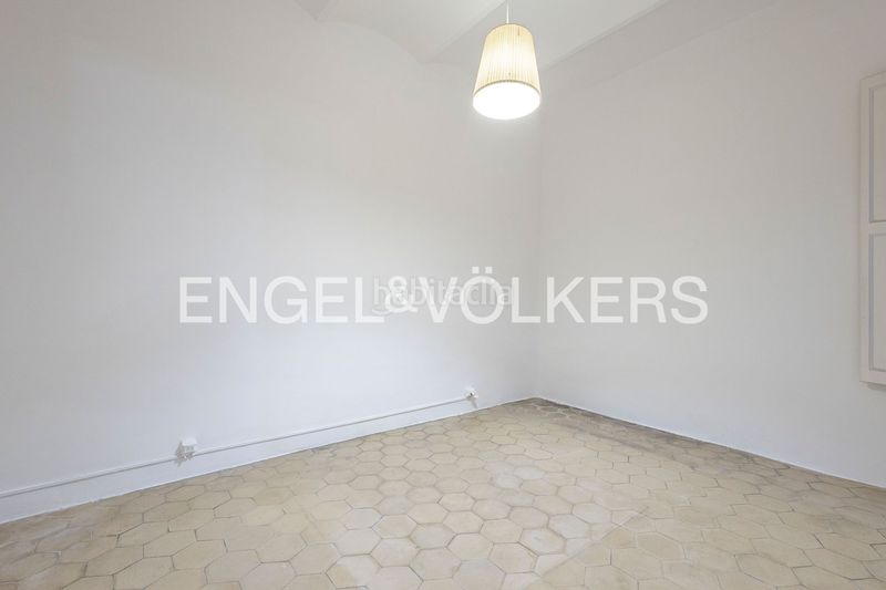 Foto 8e8fda10-c573-4429-8a28-fe073b97ef8c. Pis amb calefacció a Vallcarca - Penitents Barcelona