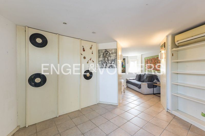 Foto f09bbd3b-136d-4287-a190-077561bf39b2. Casa amb calefacció aparcament piscina a Bellamar Castelldefels