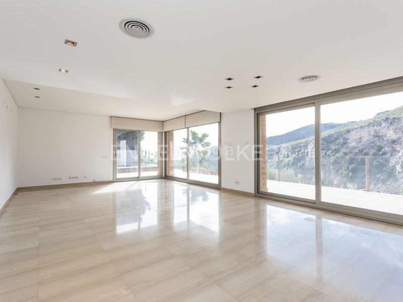 Foto dc01aab4-3ea3-4710-9480-77947bba0b8a. Casa adossada amb calefacció aparcament piscina a Sitges