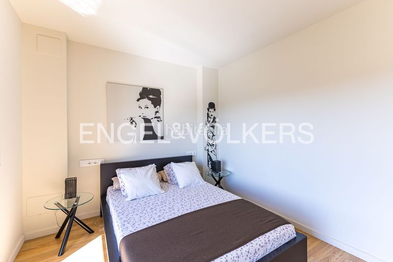 Foto 78e6c3e5-7685-4443-9efa-6247f6759f7f. Casa amb calefacció aparcament piscina a costa Cunit - els jardins - els rosers Cunit