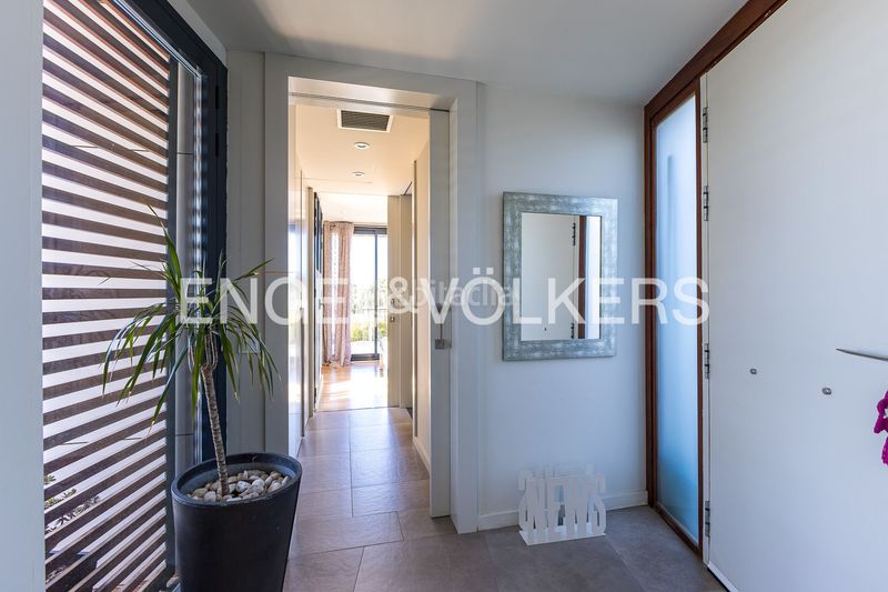 Foto deefe6b2-dc76-442a-be75-d39ba8872e3e. Casa amb calefacció aparcament piscina a costa Cunit - els jardins - els rosers Cunit