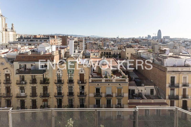 Foto 605d72c2-6b0f-4adf-ab81-84b6e705954b. Àtic amb calefacció a Sagrada Família Barcelona