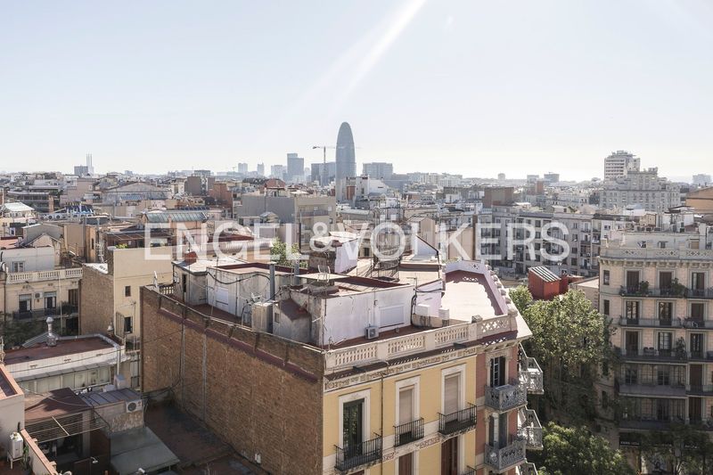 Foto b60b166e-43d3-4c38-b52a-ff683d11e172. Àtic amb calefacció a Sagrada Família Barcelona