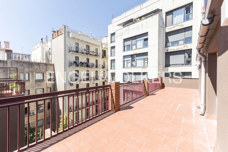 Foto b87494f4-a1df-4e1c-9a05-0e41625f8e2e. Àtic amb calefacció aparcament a Sant Gervasi - Galvany Barcelona