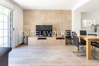 Casa a Bufalà. Magnífica casa en bufalà badalona