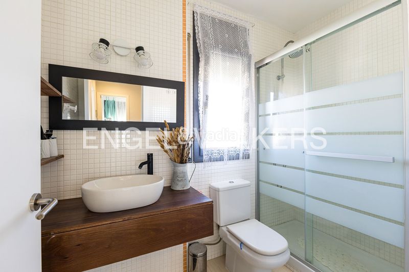 Foto a35bb6d4-3e30-41ab-8dbc-041a5ff0a46b. Casa amb calefacció aparcament a Bonavista Vendrell (El)