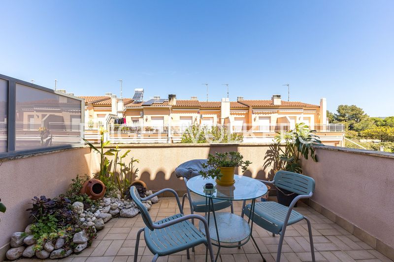 Foto f1039ba2-3277-461c-9d57-ffba0fe90764. Casa amb calefacció aparcament a Bonavista Vendrell (El)