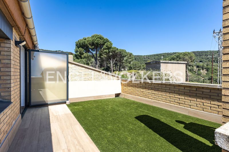 Foto 2e303dbb-5c00-4e27-9d7e-57a3c4f59e68. Casa amb calefacció piscina a Urbanitzacions Mataró