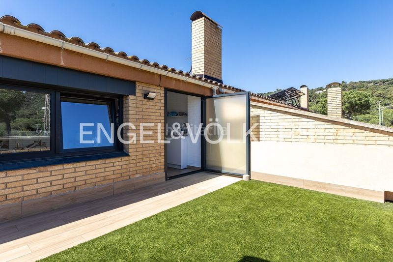 Foto 3da03e0f-cebc-4df5-a32b-89e72447bb7f. Casa amb calefacció piscina a Urbanitzacions Mataró