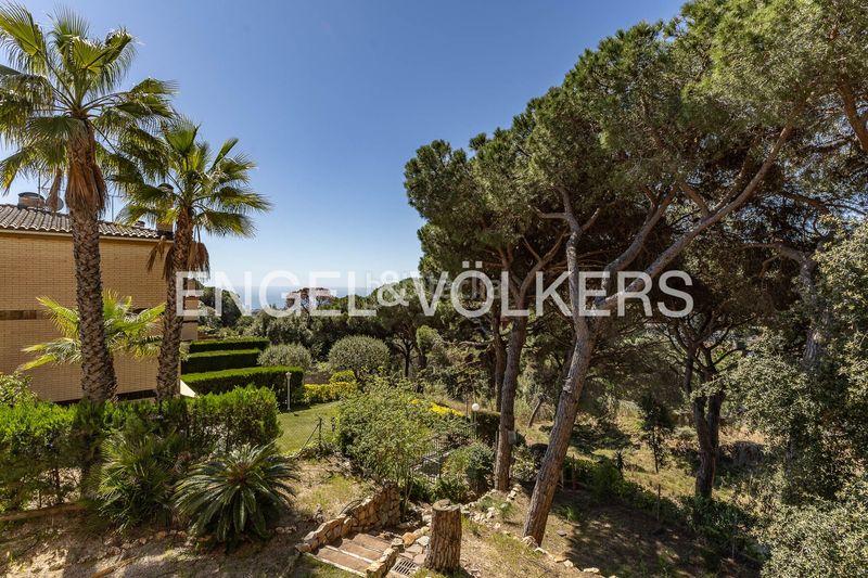 Foto 435e123e-4691-4d3b-b893-c4c3436a785a. Casa amb calefacció piscina a Urbanitzacions Mataró