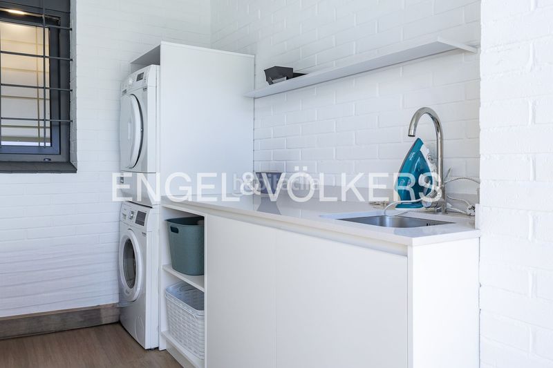 Foto 53909e80-3427-4c74-abba-6c6e22558d8d. Casa amb calefacció piscina a Urbanitzacions Mataró