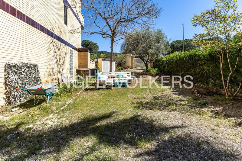 Foto 5730349d-8c38-429f-b395-acd99cc7855e. Casa amb calefacció piscina a Urbanitzacions Mataró