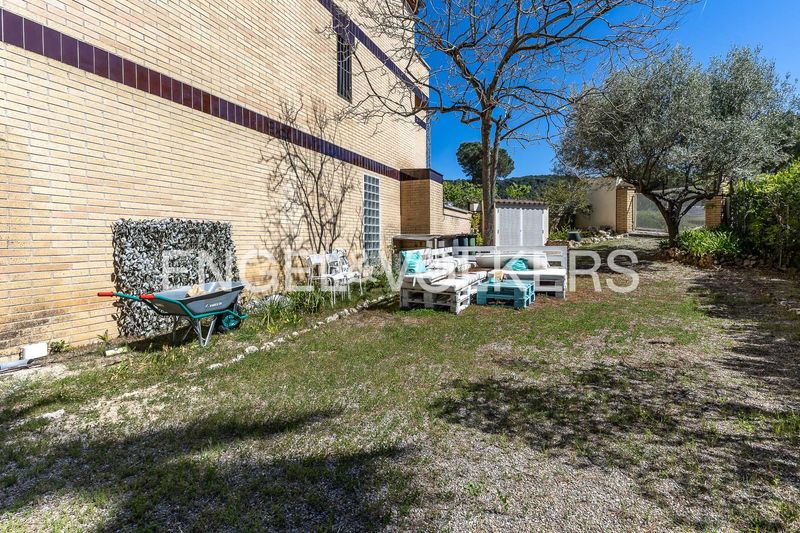 Foto 6d4ae43f-89a0-4f98-be2a-18a5a461ab02. Casa amb calefacció piscina a Urbanitzacions Mataró