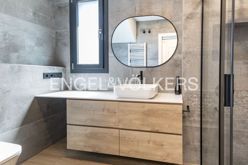 Foto 935ec14a-4b42-4d1e-b45f-f6c32df0eaee. Casa amb calefacció piscina a Urbanitzacions Mataró