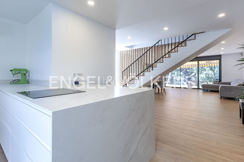 Foto 9cd385c6-7261-41f1-8302-789c8ff29543. Casa amb calefacció piscina a Urbanitzacions Mataró