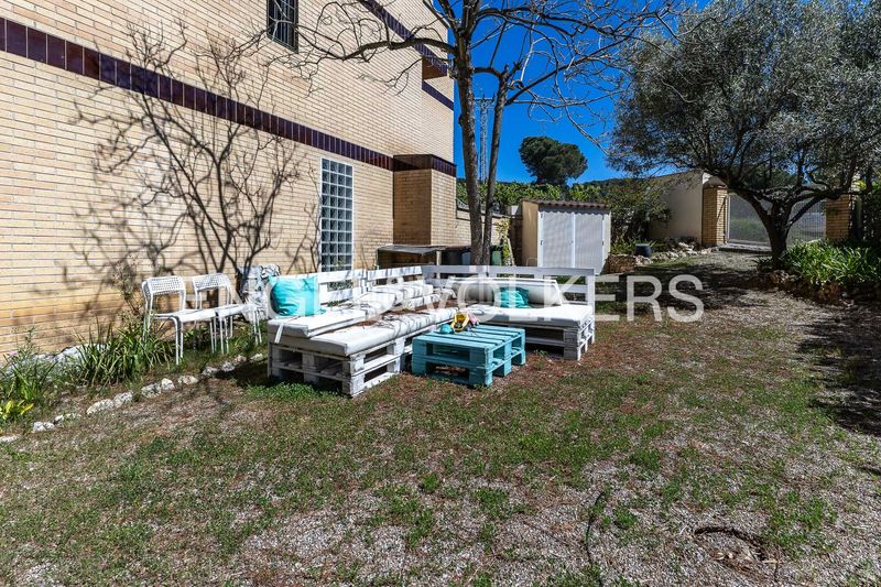 Foto d9b8fce5-fcea-42bd-b7e4-c5f18738a69e. Casa amb calefacció piscina a Urbanitzacions Mataró