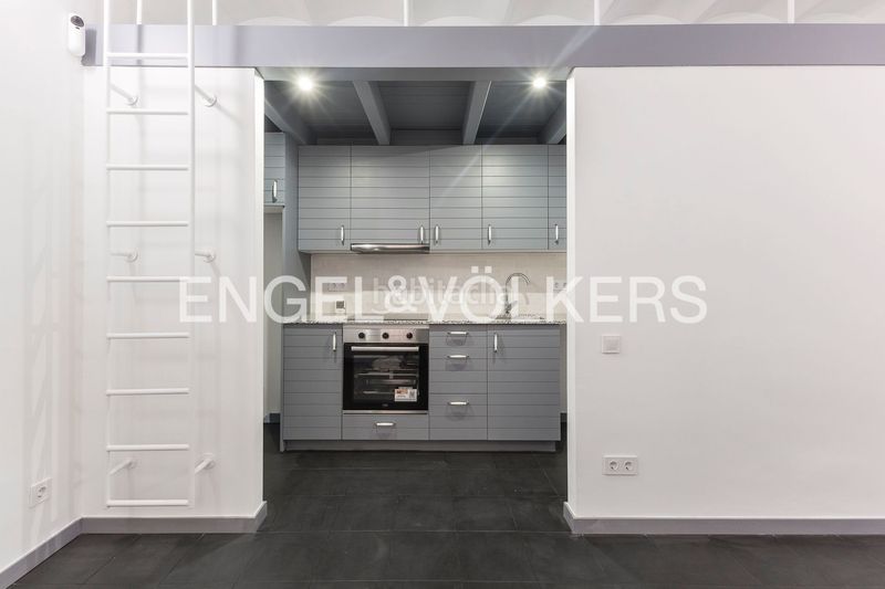 Foto 728b8bce-96cc-4bf8-a8f2-e6b86a7950d0. Pis amb calefacció a Barceloneta Barcelona