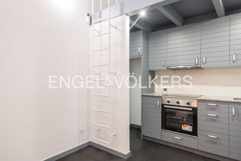 Foto a3a5d446-41ec-45d1-94bb-6a04518a2f6f. Pis amb calefacció a Barceloneta Barcelona