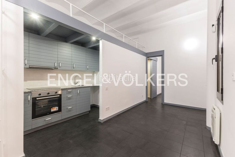 Foto d94d9e93-54ef-4674-9e0b-90ec0e2f3dee. Pis amb calefacció a Barceloneta Barcelona