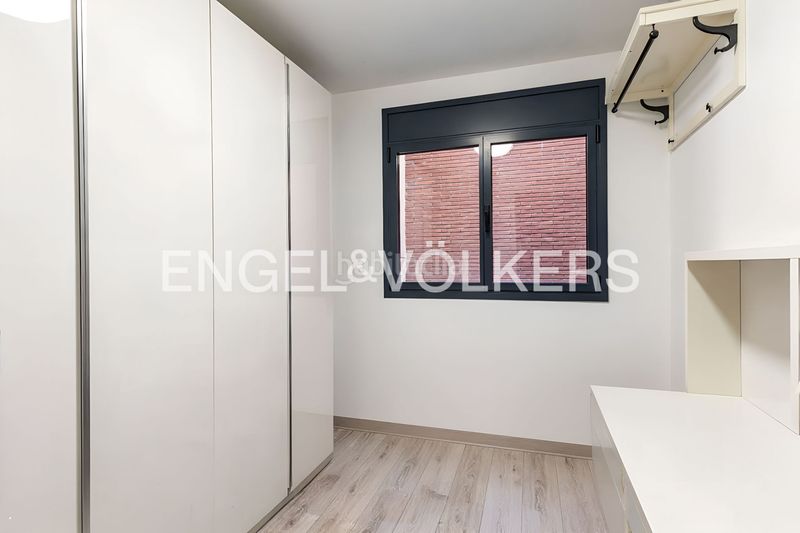 Foto 02d36046-e167-475e-a541-767fe6b81675. Pis amb calefacció aparcament piscina a Centre Castelldefels