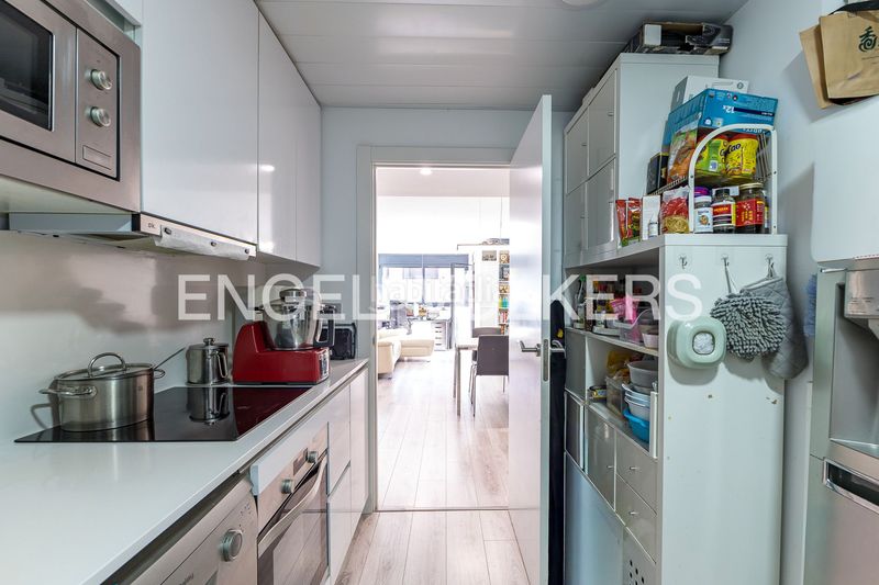 Foto 63041271-eb45-4cfe-a176-24b1140ff8d2. Pis amb calefacció aparcament piscina a Centre Castelldefels