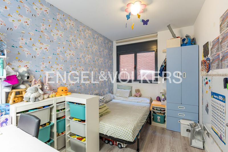 Foto 94e8d948-20c6-46c8-8491-48891f0a21e5. Pis amb calefacció aparcament piscina a Centre Castelldefels