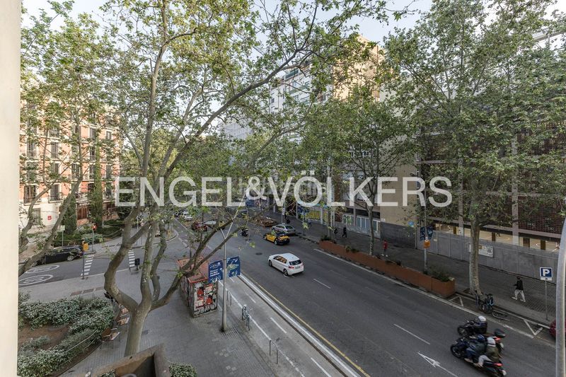 Piso vivienda con carácter en el corazón de la ciudad en Barcelona - Imagen 24