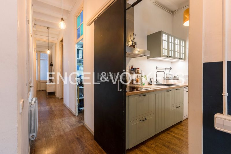 Piso vivienda con carácter en el corazón de la ciudad en Barcelona - Imagen 16