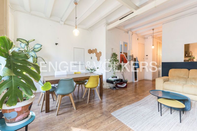 Piso vivienda con carácter en el corazón de la ciudad en Barcelona - Imagen 11