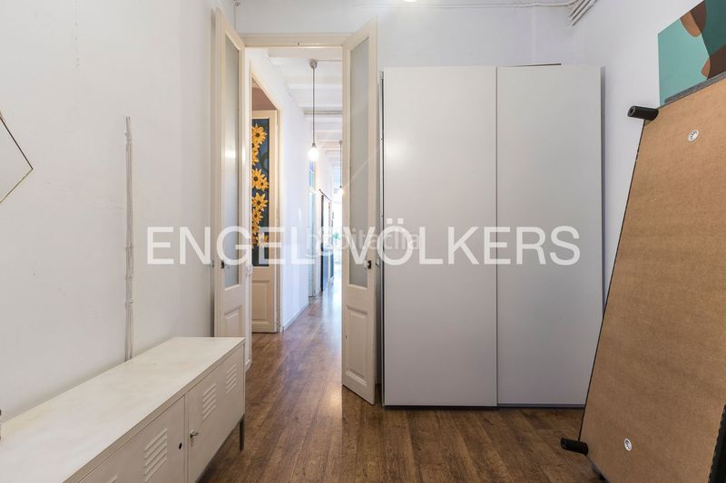 Piso vivienda con carácter en el corazón de la ciudad en Barcelona - Imagen 20