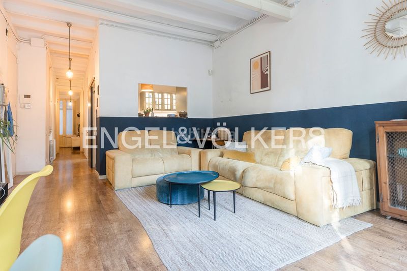 Piso vivienda con carácter en el corazón de la ciudad en Barcelona - Imagen 8