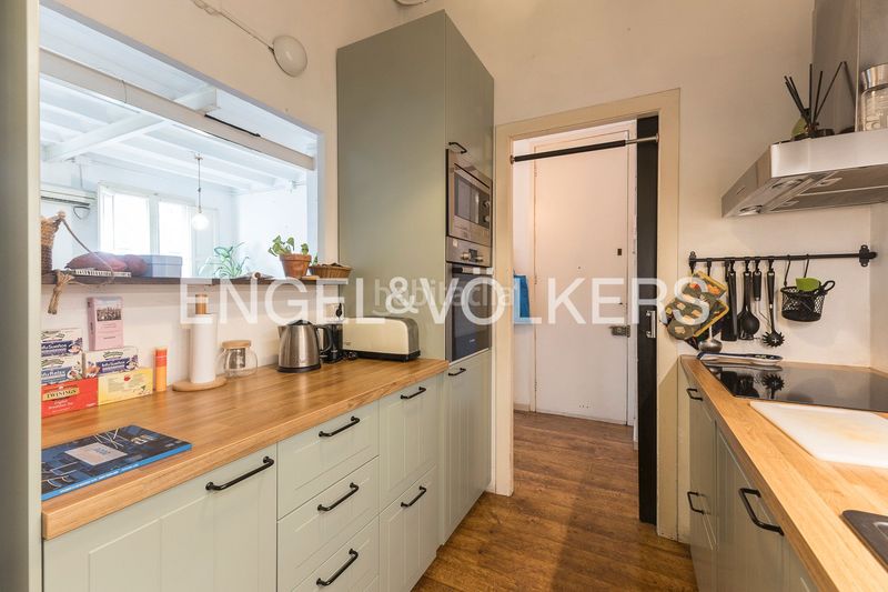 Piso vivienda con carácter en el corazón de la ciudad en Barcelona - Imagen 12