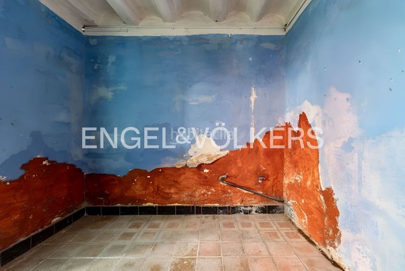 Foto 0d76b799-5992-465f-8f6f-dc3654b5d478. Casa adossada amb calefacció a Sant Andreu de Palomar Barcelona