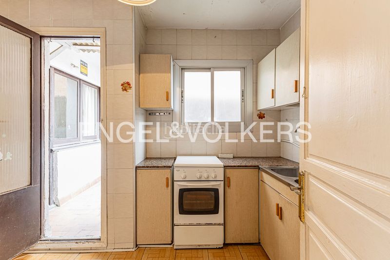Foto 709e93bb-cc14-4a11-a2ca-80264c4a5d05. Casa adossada amb calefacció a Sant Andreu de Palomar Barcelona