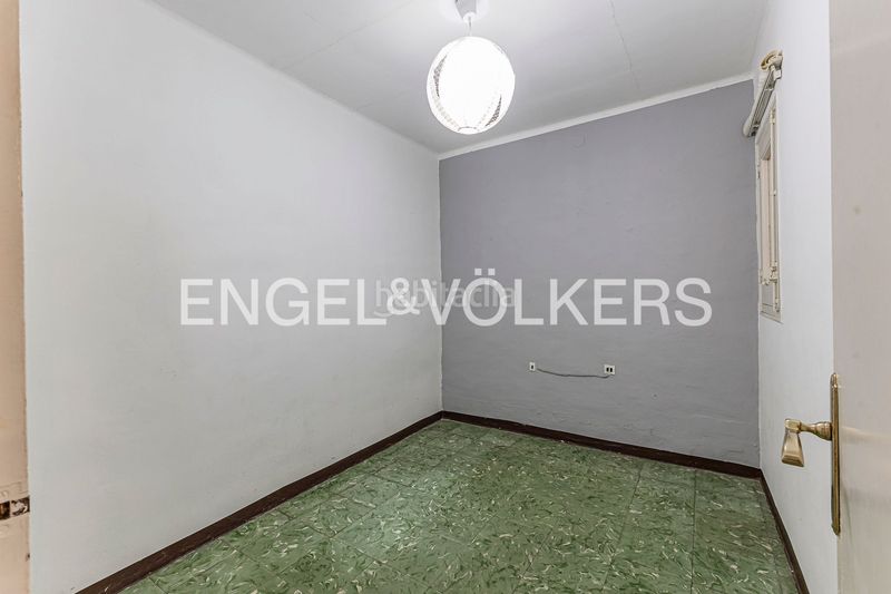 Foto 8860fb81-b5d4-4a01-9272-309245ee0492. Casa adossada amb calefacció a Sant Andreu de Palomar Barcelona