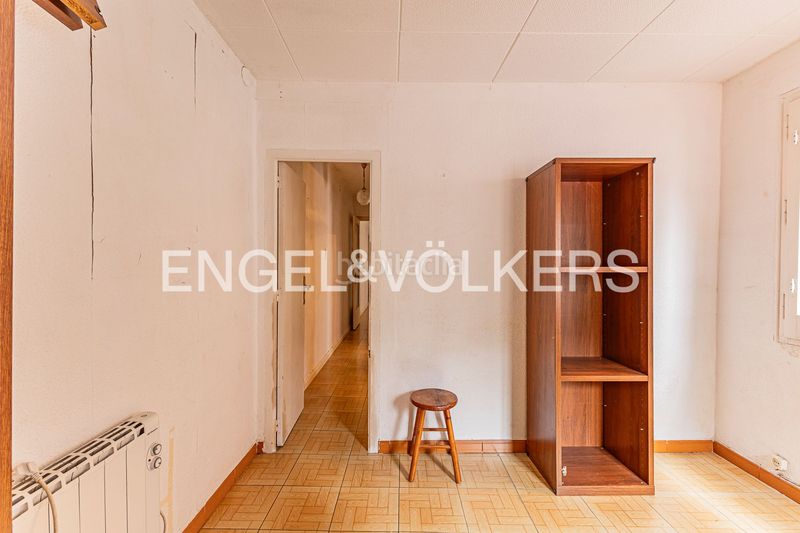 Foto bff11800-216d-409a-9540-8369190913d9. Casa adossada amb calefacció a Sant Andreu de Palomar Barcelona