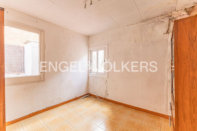 Foto d5b3729a-8894-499f-8856-8f027bdcedab. Casa adossada amb calefacció a Sant Andreu de Palomar Barcelona