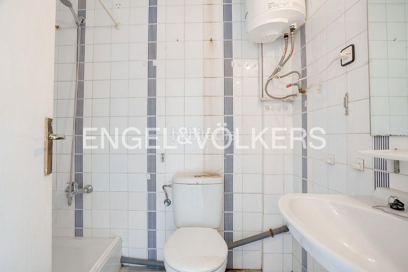 Foto d14c2b5e-2b3a-4f37-b755-4a4c8b0f5834. Pis amb calefacció a Font de la Guatlla Barcelona