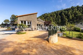 Casa a Pont de Vilomara i Rocafort (El). Exclusiva casa en el pont de vilomara