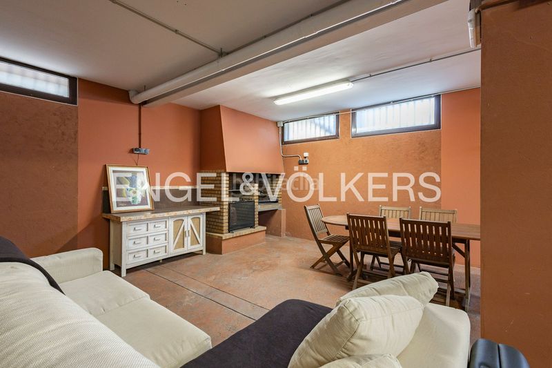 Foto bcab8e29-f8d0-441a-a3a6-a78f70e91c20. Casa amb calefacció aparcament piscina a Torrent Ballester Viladecans