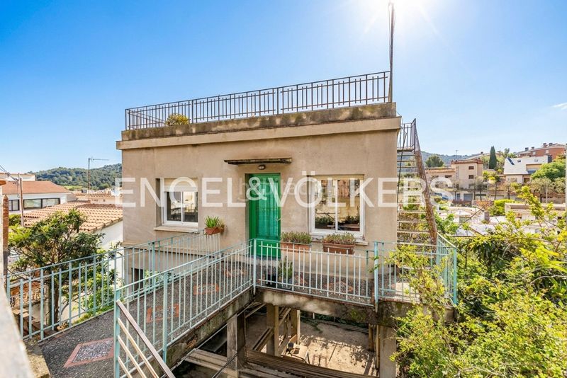 Foto 12c8a93d-c0b1-4926-b5d8-9daae722f2b0. Casa amb calefacció a La Miranda-Can Candeler Sant Just Desvern