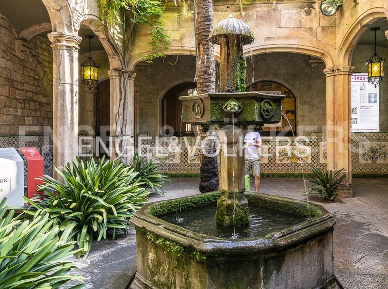 Foto aeb06cc5-dc96-46c3-ae49-af30088ad411. Pis amb calefacció a Gòtic Barcelona